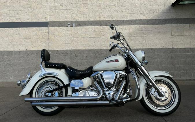 2000 Yamaha 1600 Road Star Millennium Edition