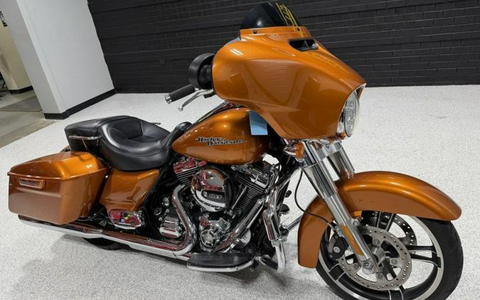 2014 Harley-Davidson Street Glide FLHX