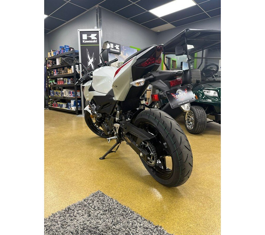 2023 Kawasaki Z400 ABS