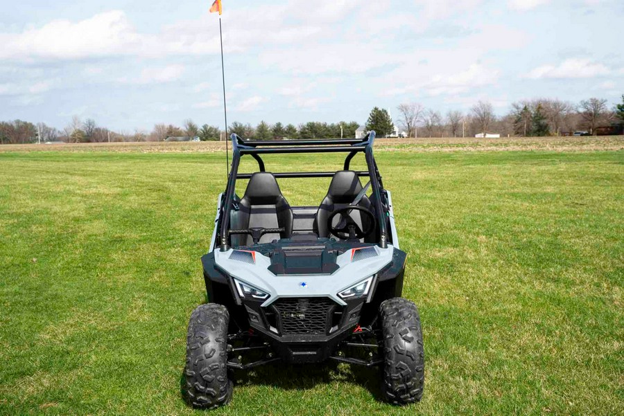 2024 Polaris RZR 200 EFI