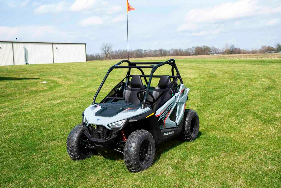 2024 Polaris RZR 200 EFI