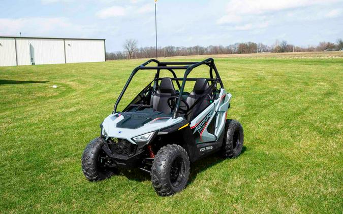 2024 Polaris RZR 200 EFI