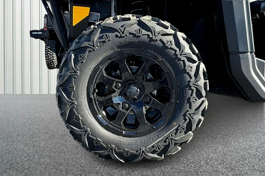 2026 Can-Am Defender XT HD7