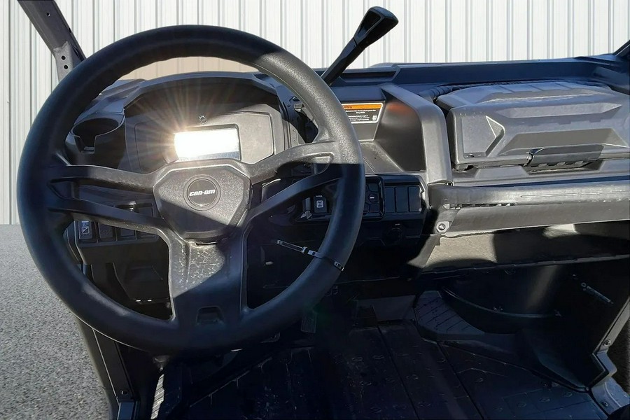 2026 Can-Am Defender XT HD7