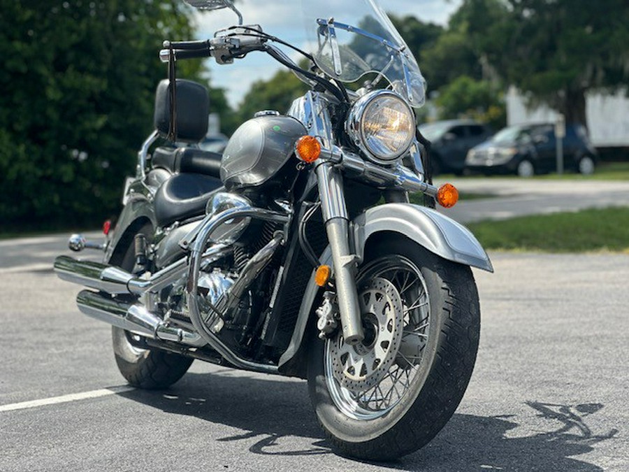2002 Suzuki intruder 805 VERY LOW MILES (CLASSIC CRUISER)