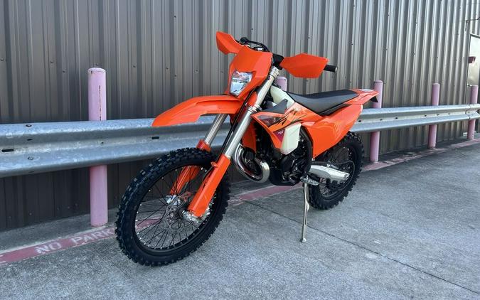2026 KTM 150 XC-W