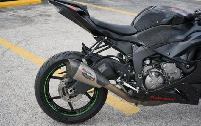 2019 Kawasaki ZX636HKF Ninja ZX-6R