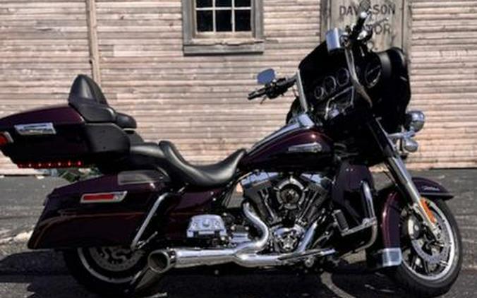 2014 Harley-Davidson® FLHTCU - Electra Glide® Ultra Classic®