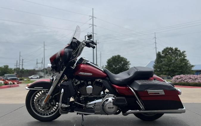 2012 Harley-Davidson® FLHTK Electra Glide® Ultra Limited EMBR RED/MERLOT 693268