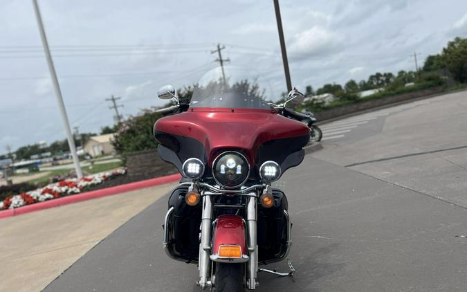 2012 Harley-Davidson® FLHTK Electra Glide® Ultra Limited EMBR RED/MERLOT 693268