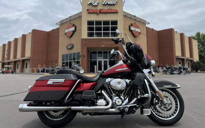 2012 Harley-Davidson® FLHTK Electra Glide® Ultra Limited EMBR RED/MERLOT 693268
