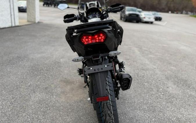 2025 Kawasaki Versys 1100 SE LT ABS