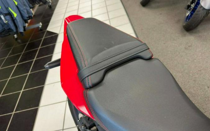 2025 Honda CBR650R E-Clutch