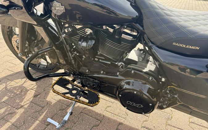 FLTRXS 2022 Road Glide® Special