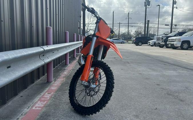 2026 KTM SX 300