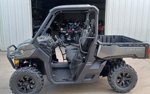 2024 Can-Am™ Defender XT HD9