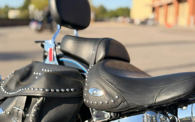 2006 Harley-Davidson® Heritage Softail® Classic FLSTCI BLACK PEACE OFFICER 039670