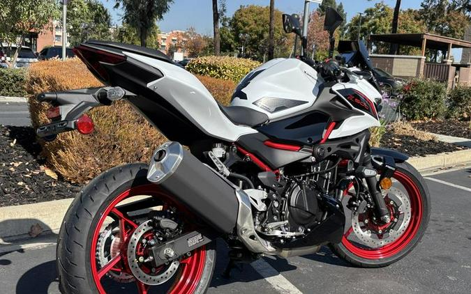 2026 Kawasaki Z500 SE ABS