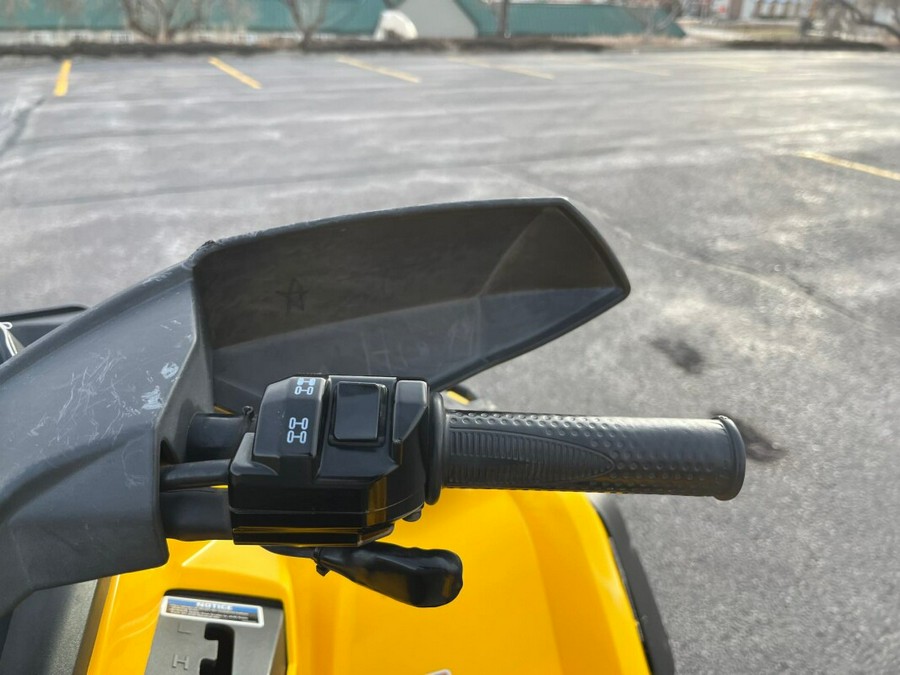 2015 Can-Am Outlander™ 1000 XT