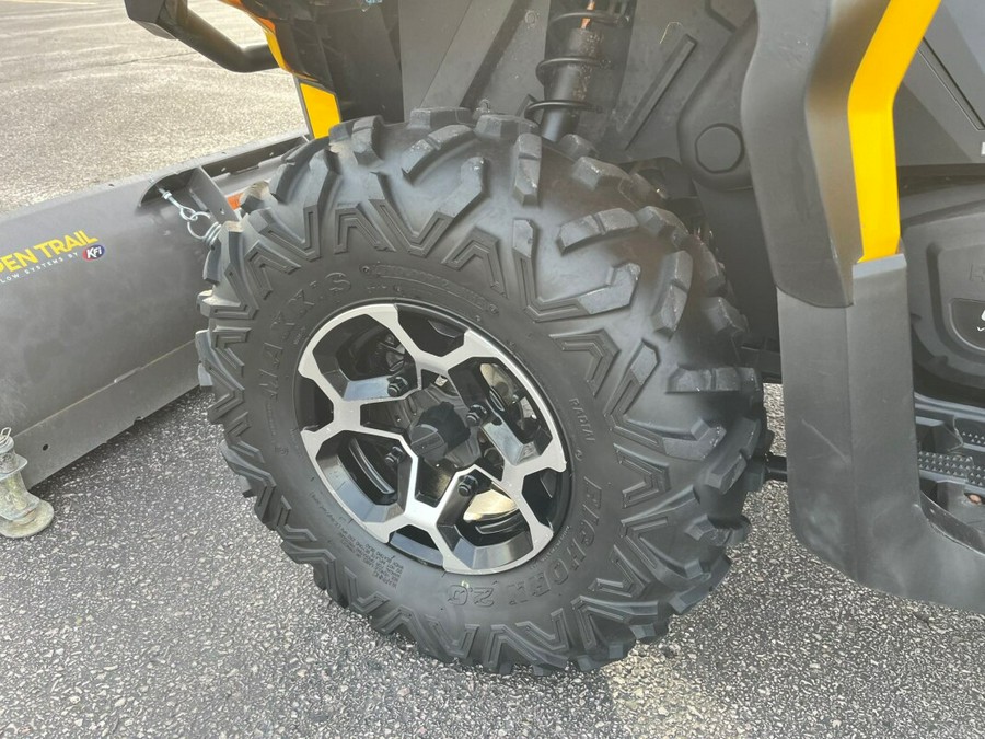 2015 Can-Am Outlander™ 1000 XT