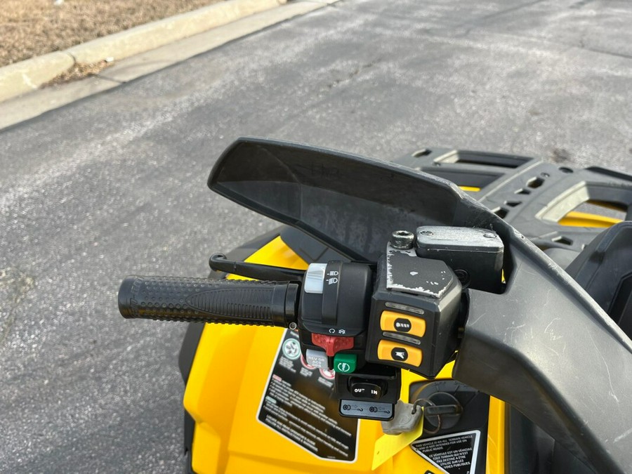 2015 Can-Am Outlander™ 1000 XT