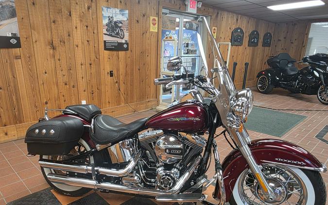 2016 Harley-Davidson Softail® Deluxe