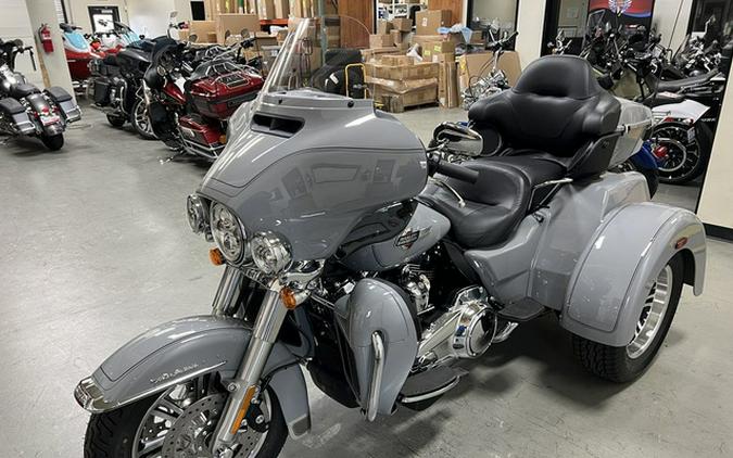 2024 Harley-Davidson Trike FLHTCUTG - Tri Glide Ultra