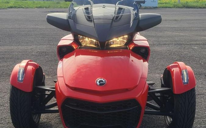 2022 Can-Am® SPYDER F3 LTD 1330 SE6