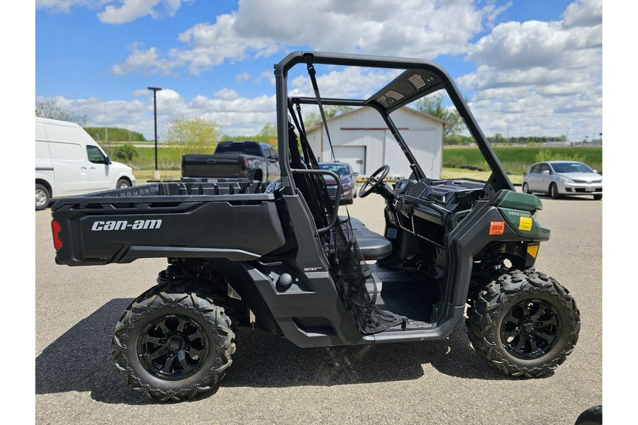 2022 Can-Am DEFENDER DPS HD7