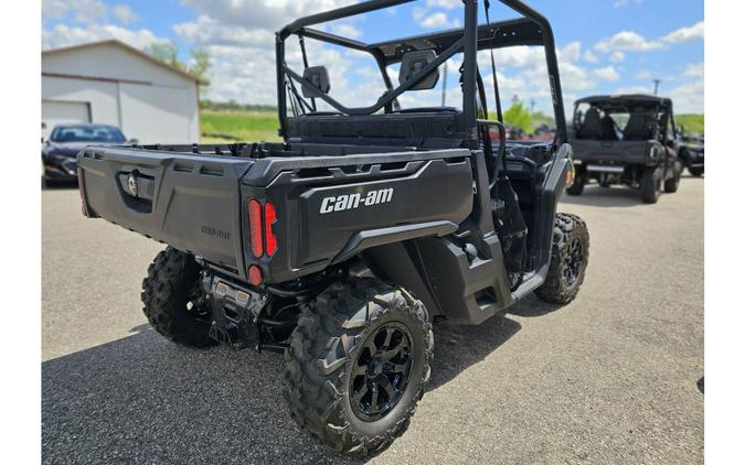 2022 Can-Am DEFENDER DPS HD7