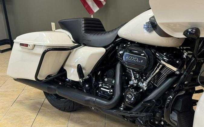 2022 Harley-Davidson Road Glide® Special