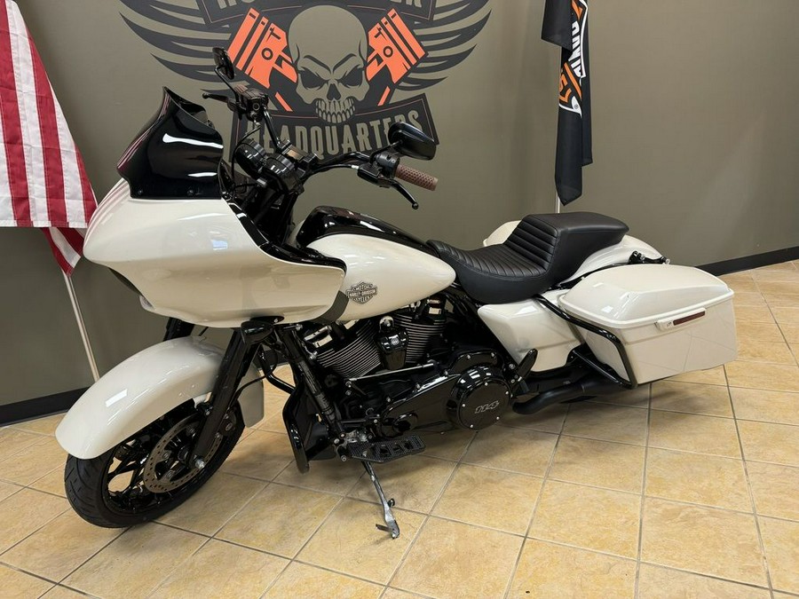 2022 Harley-Davidson Road Glide® Special