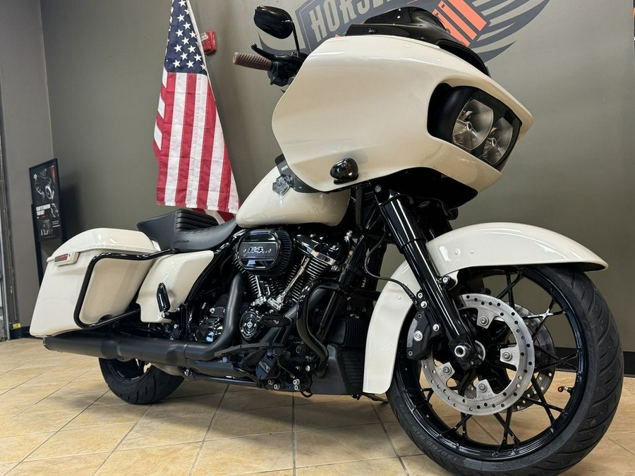 2022 Harley-Davidson Road Glide® Special