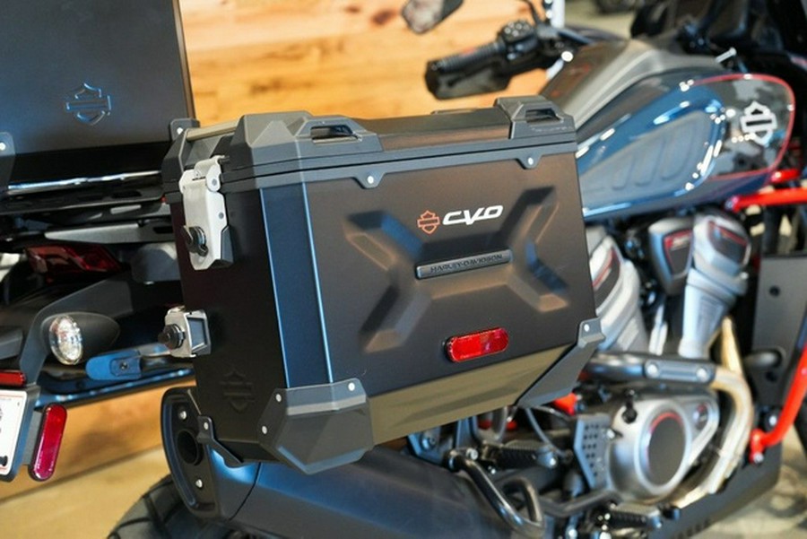 2025 Harley-Davidson Pan America CVO