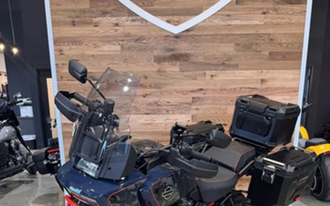 2025 Harley-Davidson Pan America CVO