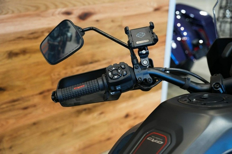 2025 Harley-Davidson Pan America CVO