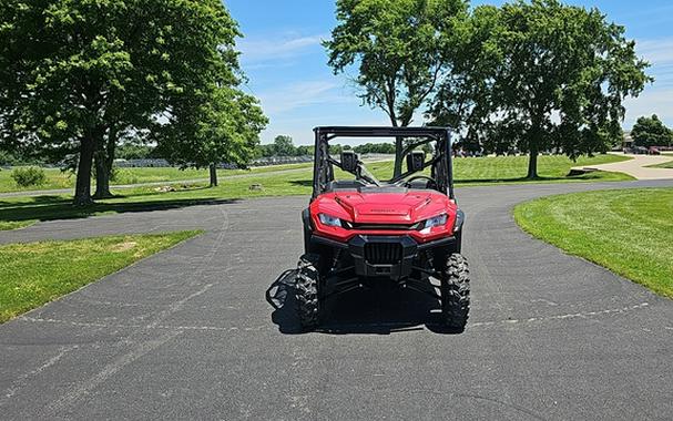 2025 Honda Pioneer 1000-6 Deluxe Crew