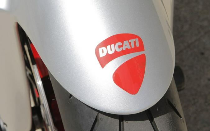 2010 Ducati Streetfighter Base