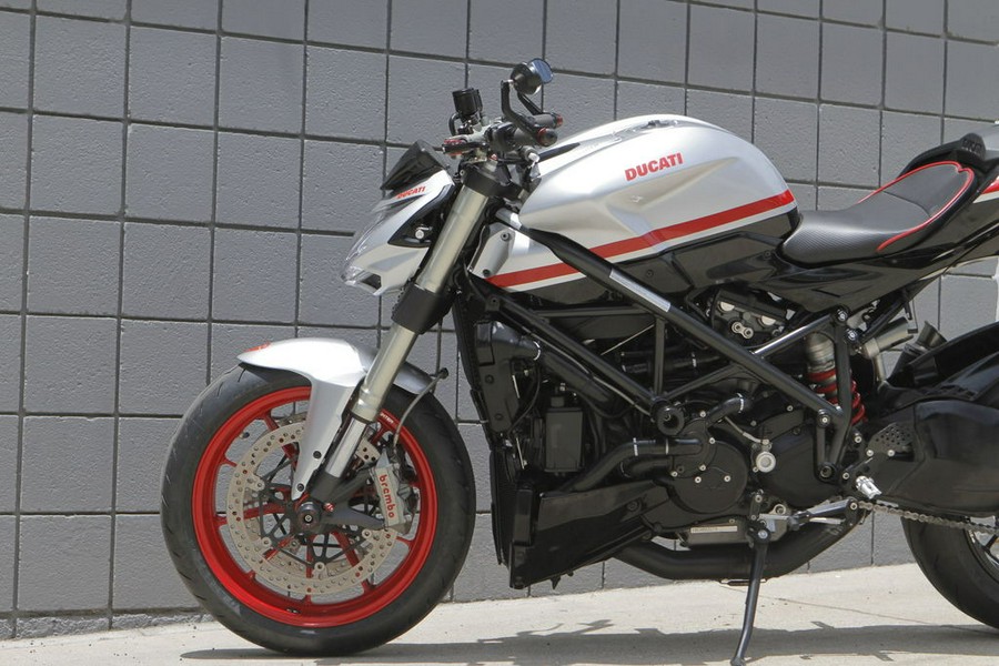 2010 Ducati Streetfighter Base