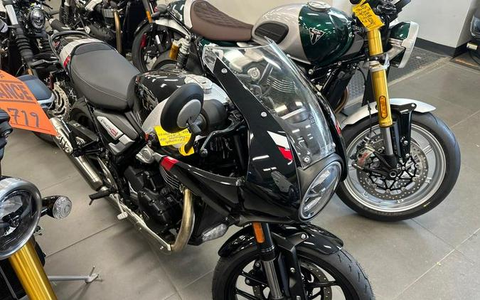 2026 Triumph Thruxton 400 Phantom Black / Aluminium Silver