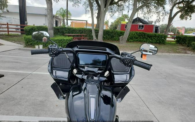 FLTRT 2026 Road Glide 3