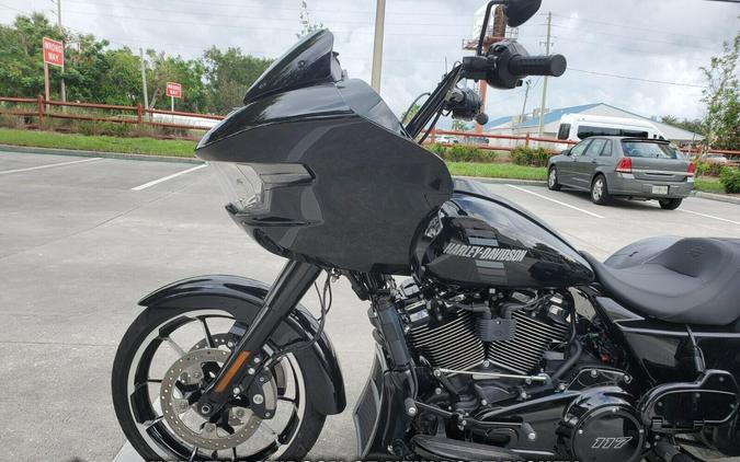FLTRT 2026 Road Glide 3