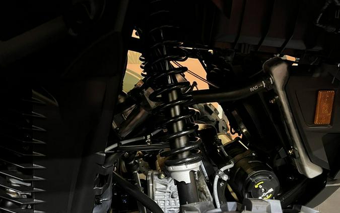 2027 Can-Am Outlander MAX XT 700