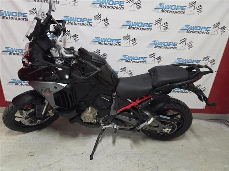 2026 Ducati Multistrada V4S Travel & Radar