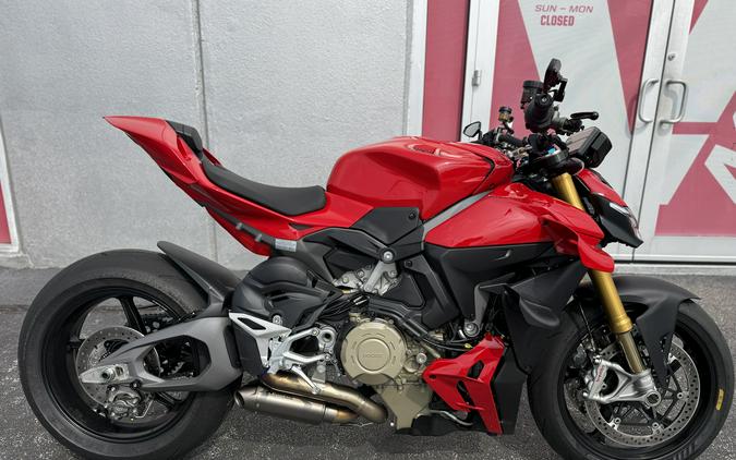 2026 Ducati Streetfighter V4 S DEMO Ducati Red - 001423