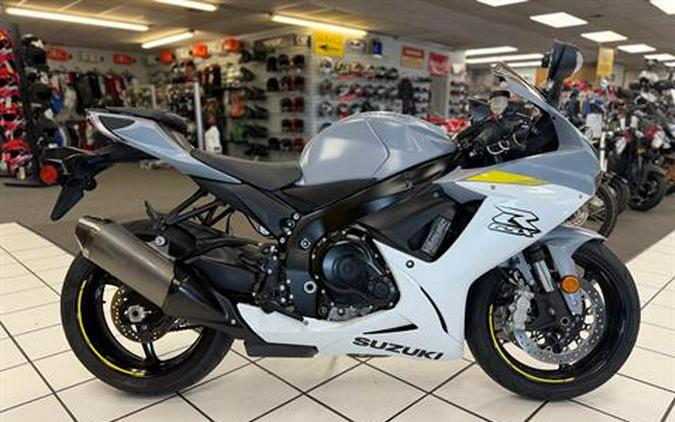 2022 Suzuki GSX-R600