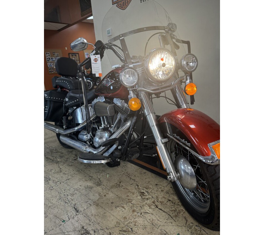 2013 Harley-Davidson Heritage Softail Classic Deluxe Candy Orange/Beer Bottl