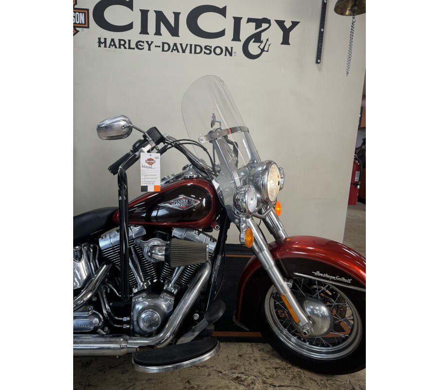 2013 Harley-Davidson Heritage Softail Classic Deluxe Candy Orange/Beer Bottl