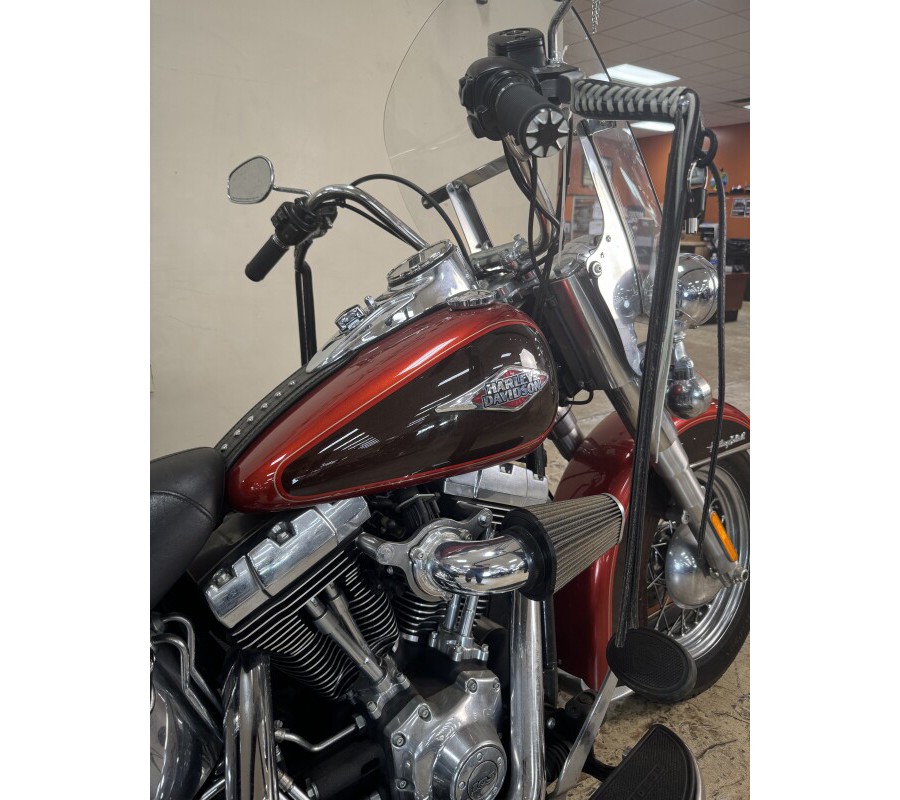 2013 Harley-Davidson Heritage Softail Classic Deluxe Candy Orange/Beer Bottl