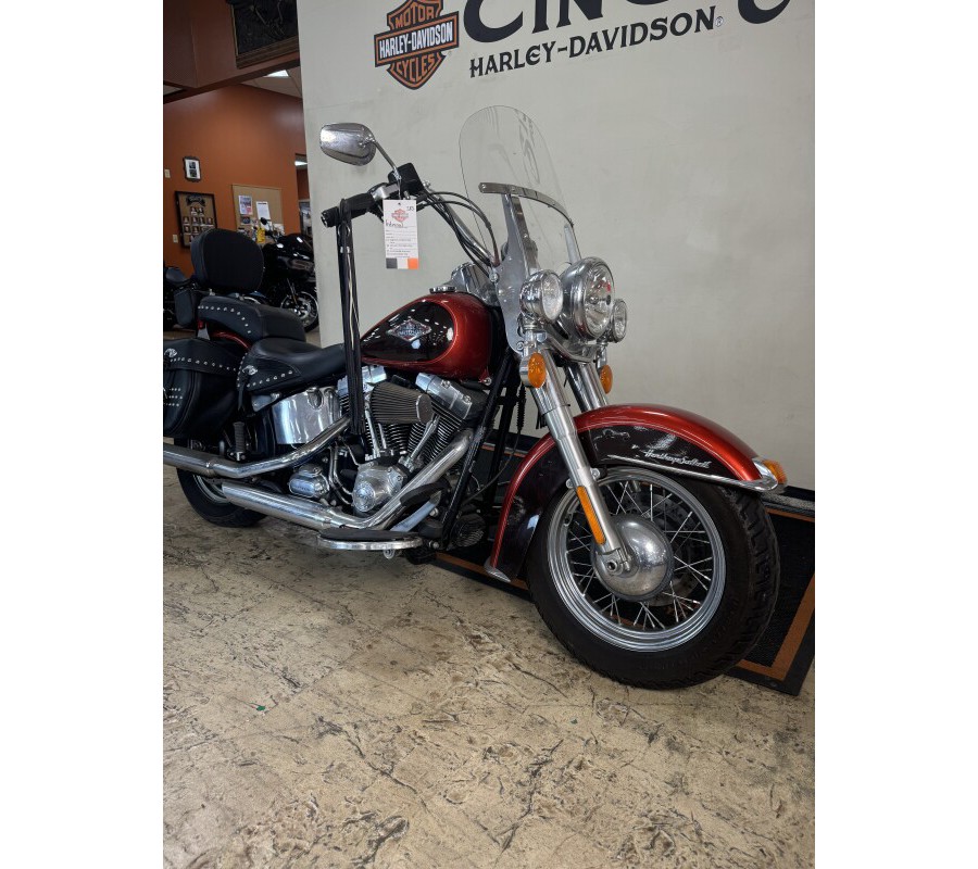 2013 Harley-Davidson Heritage Softail Classic Deluxe Candy Orange/Beer Bottl